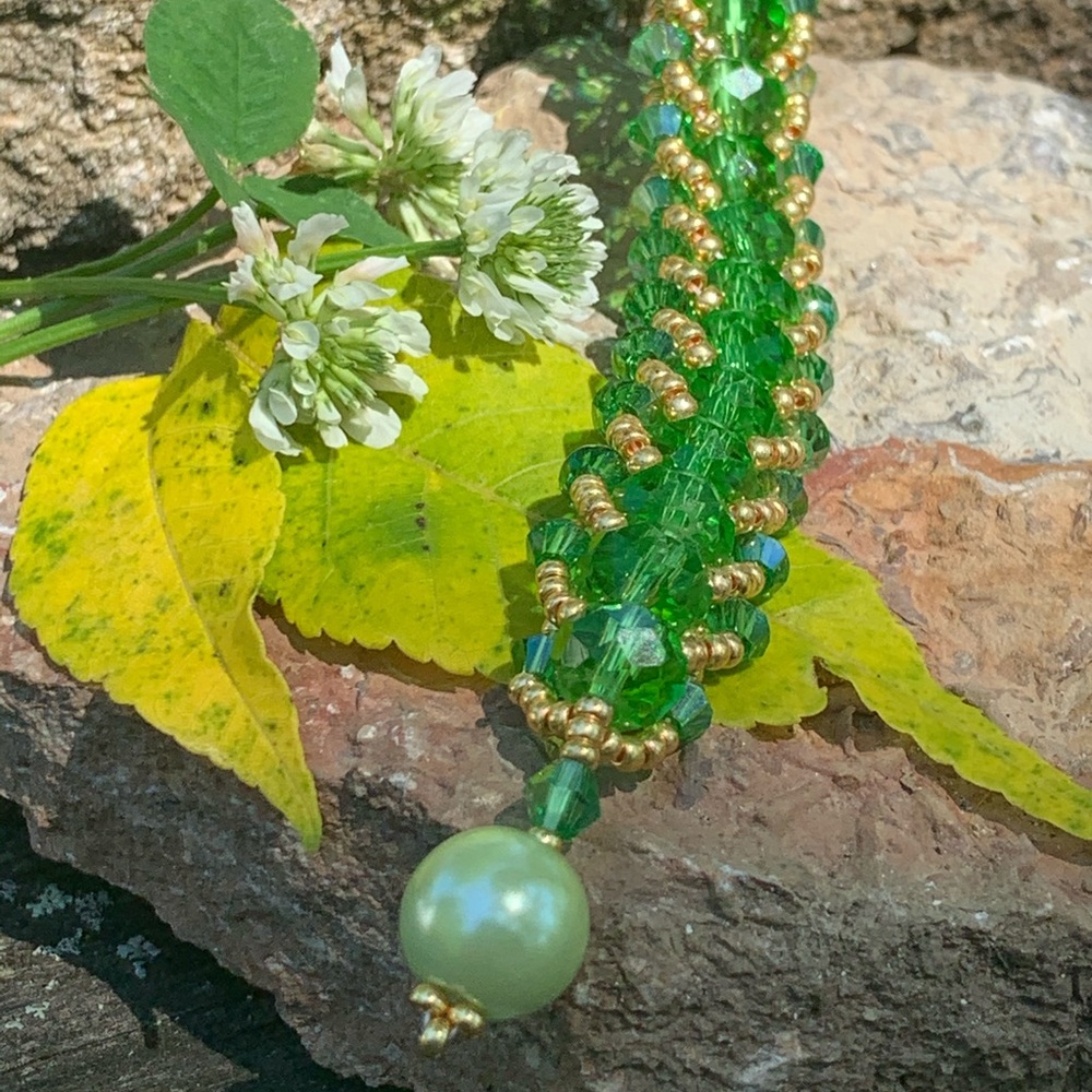 8” green flat spiral bracelet.